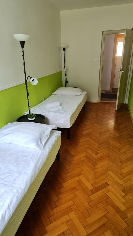 Guesthouse Osvald Zirovnica Bagian luar foto