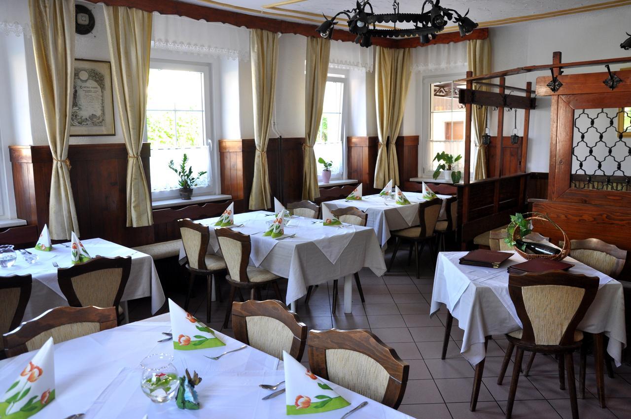Guesthouse Osvald Zirovnica Bagian luar foto